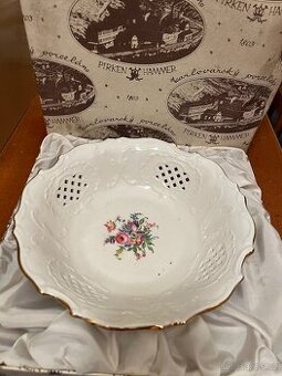 Karlovarský porcelán