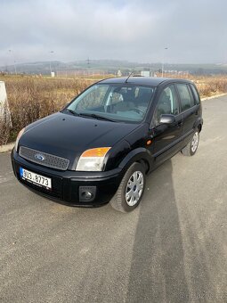 FUSION 1.4 16V 59KW,114TKM,ROK  2009,VYHŘEV SEDADEL,PĚKNÉ