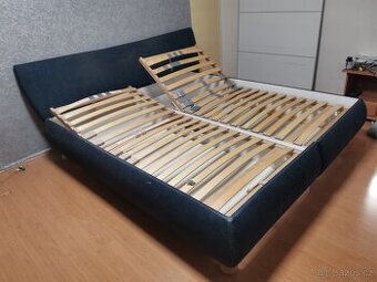 Postel s rošty a úložným prostorem 200x180