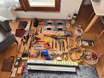 Nářadí a potřeby do domácnosti