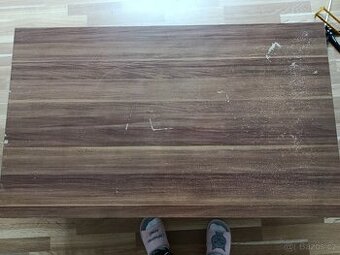 Konferenční stolek