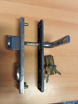 Bezpečnostní kování