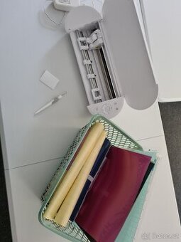 Řezací plotr Silhouette Portrait4 včetně dalšího materiálu