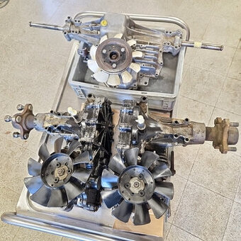 Zahradní traktor: Opravy hydrostatických převodovek - 1