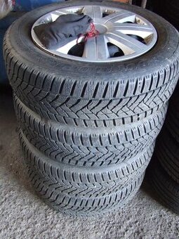 Prodám sadu zimních pneumatik  205/60 R16 Dunlop
