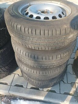 4xletní pneu na disku VW Caddy, 5x112, pneu 15"