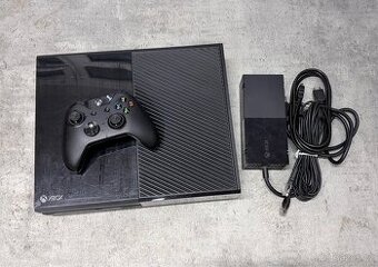 - Xbox One Microsoft model 1540 500GB -