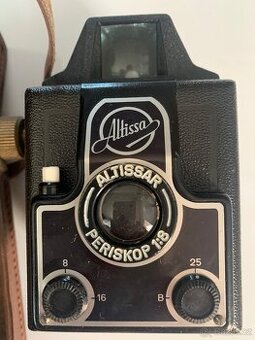 Fotoaparáty ALTISSAR a EXA Jhagee