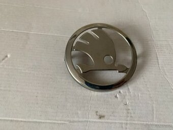 Kovový znak logo Škoda