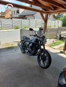 Moto Guzzi V7 Stone - 1