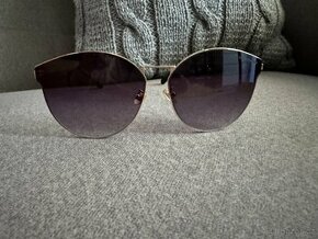 Dámské sluneční brýle Linda Farrow
