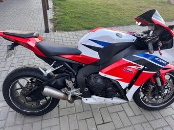 honda CBR 1000 firreblade ra r.v.2014