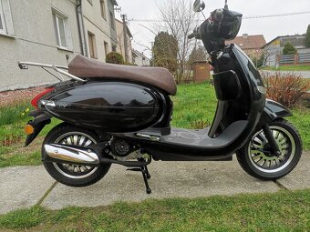 Nový skútr Explorer 50ccm 4T, bez TP