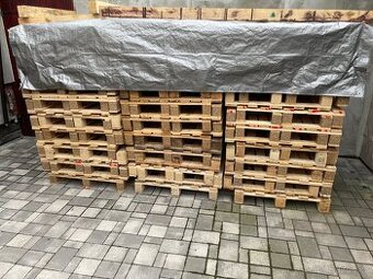 Dřevěná jednorázová paleta