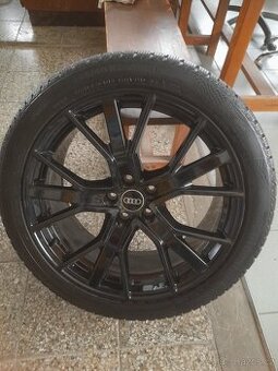 Kola z Audi Q3