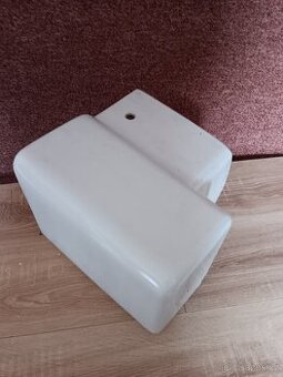 Kryt pod umyvadlo