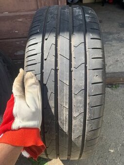 Hankook 225/45 R17 5x112