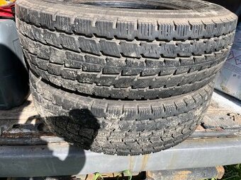 2ks pneu 215/75/16C celoroční