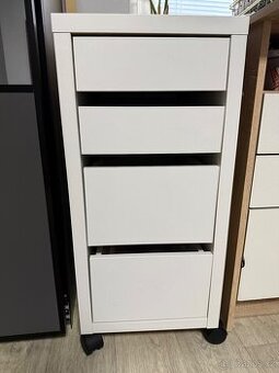 Kontejner Ikea - 1