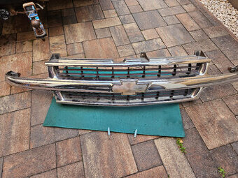 Chevrolet Tahoe front grill