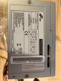 Nevyužívaný, tichý a kvalitní zdroj 300W-FSP-300-A