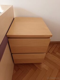 Noční stolky