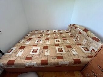 Postel 180x200 s úložným prostorem