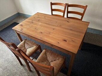 Jídelní set dřevo masiv - stůl + 4 židle
