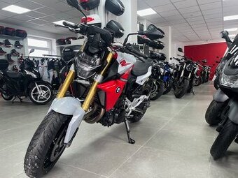 BMW F 900R