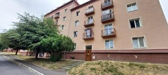 Pronájem bytu 3+1 s balkónem, ul. Konstantina Biebla 2307/1