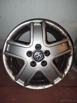 Volkswagen kola r16 5x112 - 1