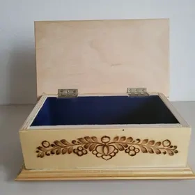 Dřevěná truhlička - šperkovnice, 20,5 x 12,3 cm