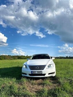 Lexus LS 460 AWD - rychlé jednání sleva - 1