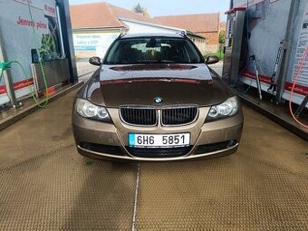 BMW E91 320i