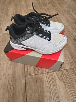 Dětské sportovní boty