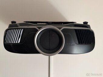 Epson EH-TW9400 + projekční panel s unikátní technologií