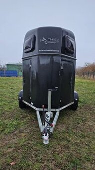 Přepravník na koně Thiel