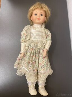 Panenka s porcelánovou hlavou