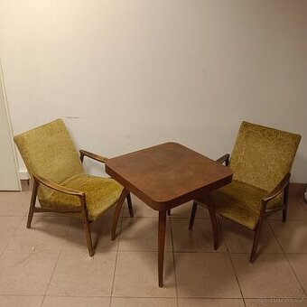 Křesla se stolkem pavouk