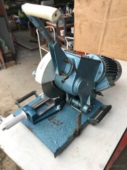 Pila na kov kotoučová