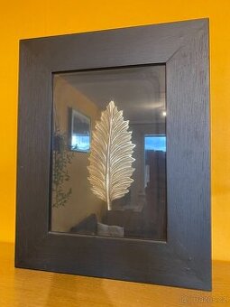 Masivní dřevěný obraz s kovovým listem