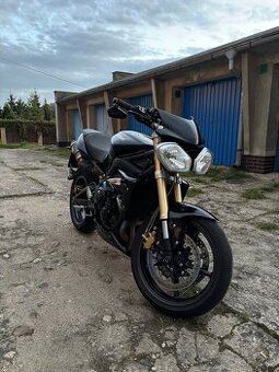 Triumph Street Triple 675