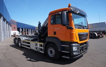 MAN TGS 26.420 6x2 - nosič kontejnerů s hydraulickou rukou