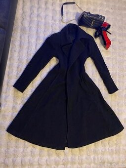 Kasmirovy vlneny cerny vypasovaný cerny kabat 36