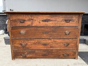 Starožitná komoda 4 šuplíky