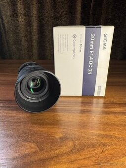 Zamluveno Sigma F1.4 30mm DG DN Sony-E