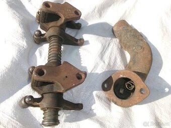 prodám díly na traktor Zetor 25. Sací potrubí se žhavící spi