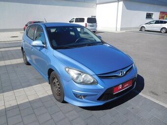 Hyundai i30 1.4i 16V Trikolor, 80 kW, Klima, ČR