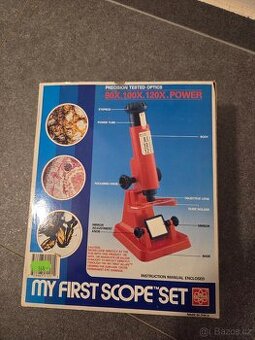 Retro dětský mikroskop
