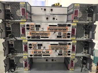 dikové pole HP 3PAR 800 - 1